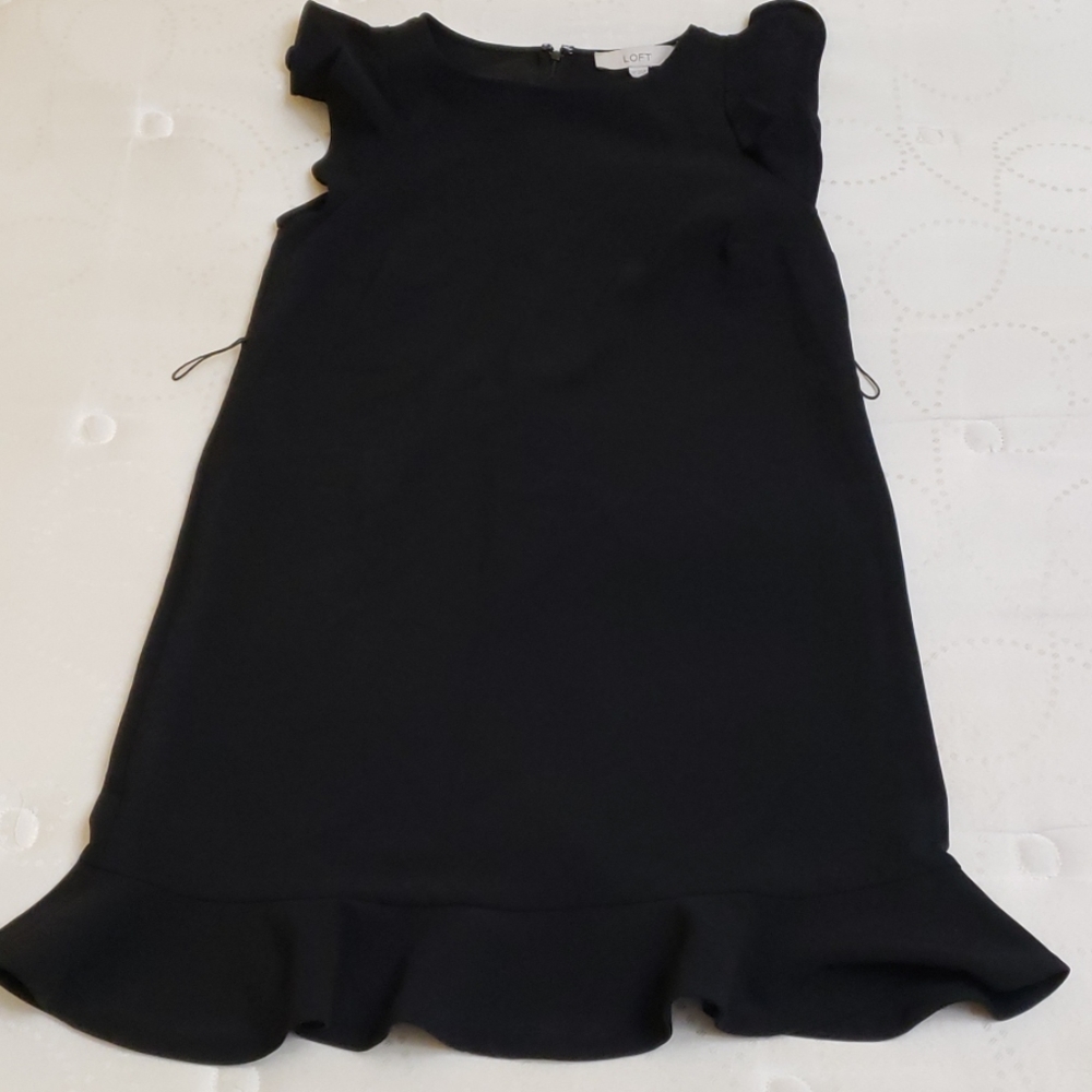 LOFT DRESS  AND A BELT CAME WITH IT.
